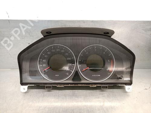 Used Instrument cluster VOLVO V60 I (155) 1.6 DRIVe (114 hp) 23549037
