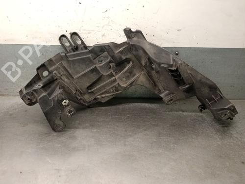 Used Right headlight support Right headlight support 37997527 37997527