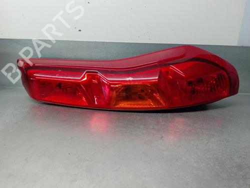Used Right taillight NISSAN X-TRAIL II (T31) 2.0 dCi 4x4 (150 hp) 15355904