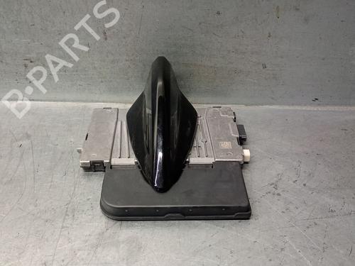 Used Antenna/Base OPEL CORSA F (P2JO) 1.2 (68) (101 hp) 28599734