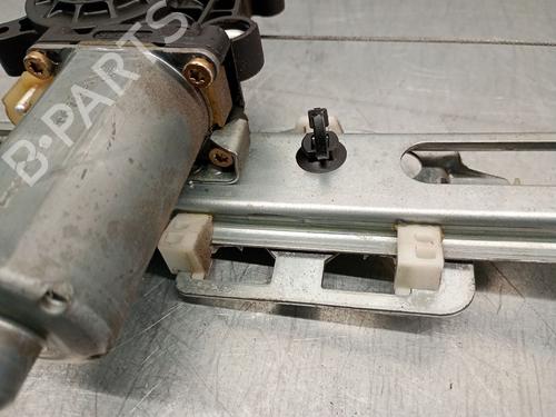 Front right window mechanism MERCEDES-BENZ A-CLASS (W168) A 190 (168.032, 168.132) | BP29916625C23 