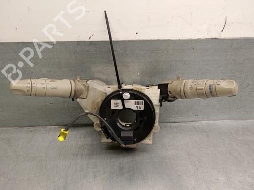 Used Headlight switch NISSAN MICRA III (K12) 1.4 16V (88 hp) 29852553