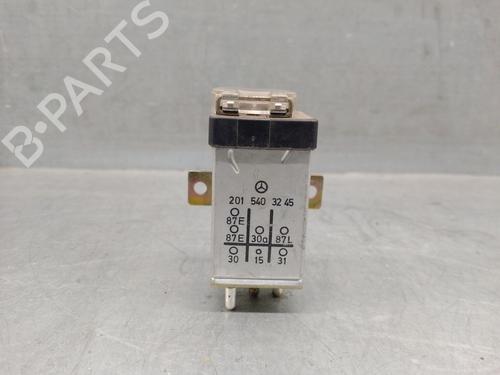 Used Electronic module MERCEDES-BENZ C-CLASS (W202) C 180 (202.018) (122 hp) 31610539