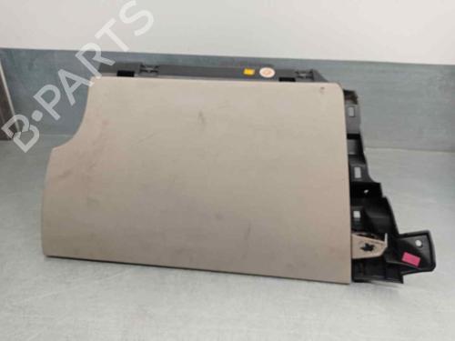 Used Glove box PEUGEOT 508 I (8D_) 1.6 THP (156 hp) 12133145