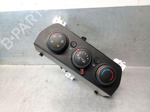 Airco bedieningspaneel DACIA SANDERO III 1.0 TCe 90 (91 hp) 28518655