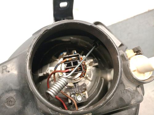 Right headlight VW POLO (9N_, 9A_) 1.4 16V | BP27335183C29 