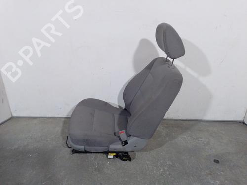 Right front seat KIA SORENTO I (JC) 2.5 CRDi 4WD | BP22726138C16 