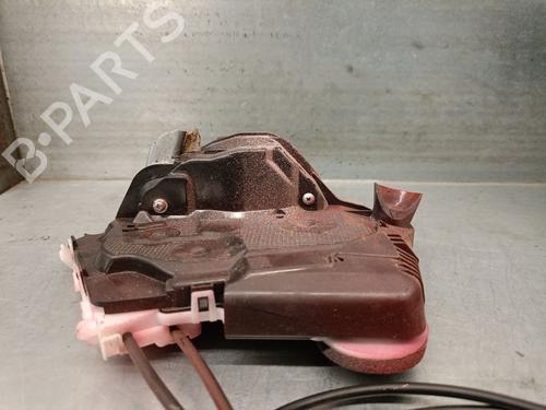 Front right lock TOYOTA YARIS (_P13_) 1.5 Hybrid (NHP130_) | BP25238483C97 