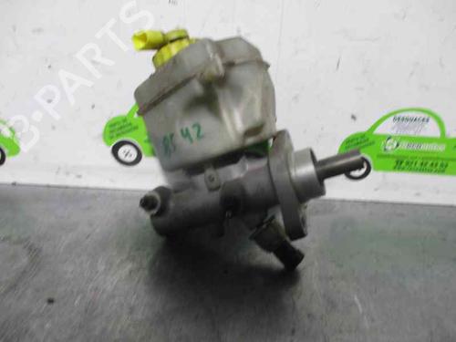 Used Brake master cylinder VW TOUAREG (7LA, 7L6, 7L7) 3.0 V6 TDI (225 hp) 2430444