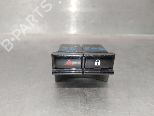 Used Warning switch Warning switch FIAT 500e (332_) Elektro 3+1 (FA1) (118 hp) 34720288 34720288