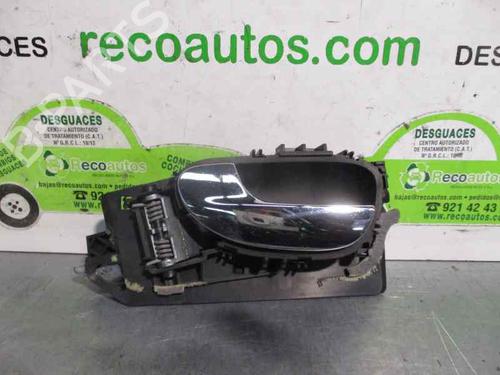 Used Front left interior door handle PEUGEOT 307 Break (3E) 2.0 HDI 90 (90 hp) 3217506