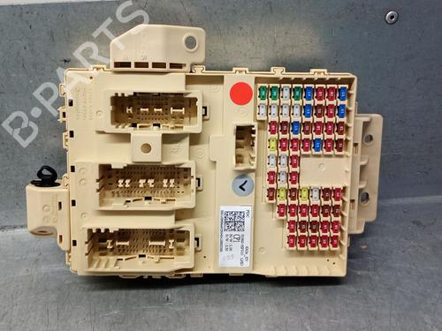 Used Fuse box Fuse box 28210537 28210537