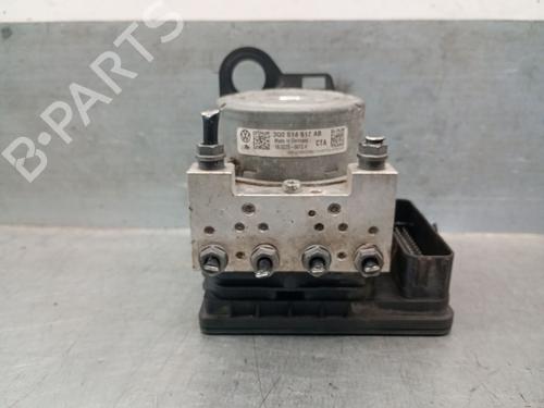 Used ABS pump VW TOURAN (5T1) 2.0 TDI (150 hp) 23073108