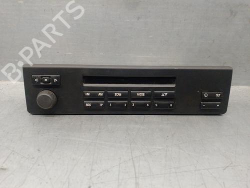 Used Radio BMW 5 (E39) 523 i (170 hp) 17198282