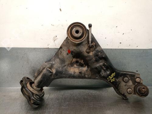 Used Left front suspension arm MERCEDES-BENZ V-CLASS (W447) V 220 CDI / d (447.811, 447.813, 447.815) (163 hp) 27606967