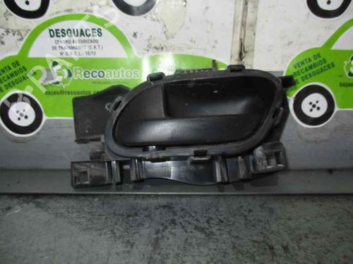 Used Rear left interior door handle PEUGEOT PARTNER Tepee 1.6 HDi (109 hp) 3216931