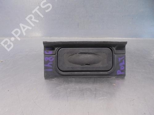 Used Tailgate handle RENAULT CLIO III (BR0/1, CR0/1) 1.4 16V (98 hp) 16909774