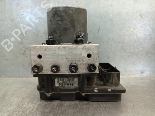 Used ABS pump AUDI A4 B7 (8EC) 2.5 TDI (163 hp) 27176069