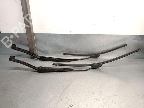Front windshield wiper arm HYUNDAI SONATA V (NF) 2.0 CRDi | BP24334713C143 