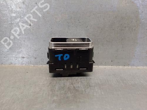 Right rear window switch MERCEDES-BENZ A-CLASS (W177) A 180 d (177.003) | BP29942455I28