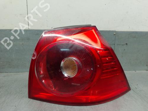 right-taillight-vw-golf-v-1k1-2003-2004-2005-2006-2007-2008-2009-2010-31956342 main image