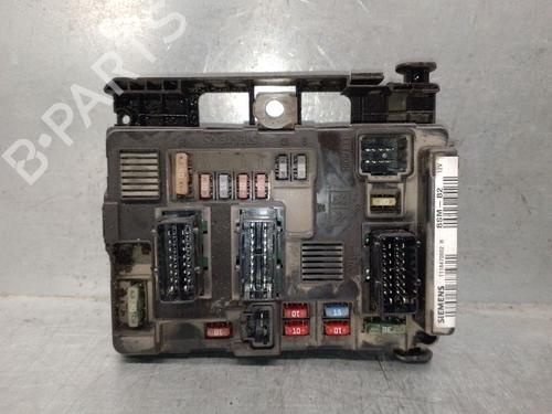 fuse-box-peugeot-206-sw-2ek-2002-36502271 main image