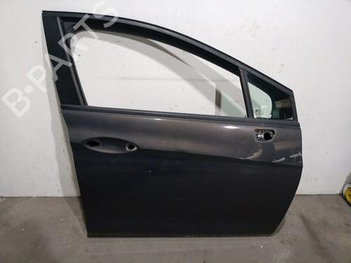 Used Right front door Right front door 35791990 35791990