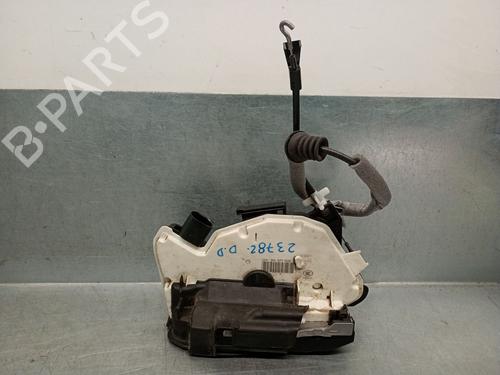 Used Front right lock VW TIGUAN (5N_) 2.0 TDI (150 hp) 29617626
