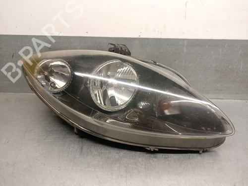 Used Right headlight SEAT TOLEDO III (5P2) 2.0 FSI (150 hp) 31082918