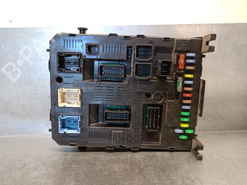 Used Fuse box Fuse box CITROËN C4 Picasso I MPV (UD_) 2.0 HDi 138 (136 hp) 20723222 20723222