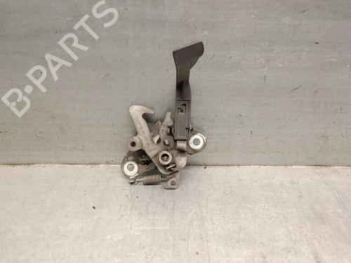 Used Hood lock PEUGEOT 407 (6D_) 2.0 HDi 135 (6DRHRH, 6DRHRE, 6DRHRG, 6DRHRJ) (136 hp) 28378564
