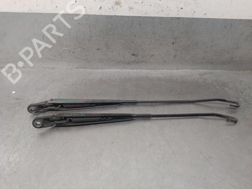 front-windshield-wiper-arm-renault-kangoo-express-fw01_-2008-40498509 main image