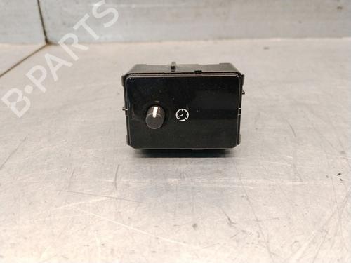 headlight-switch-jaguar-xe-x760-2015-38509981 main image