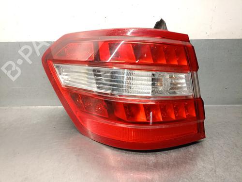 left-taillight-mercedes-benz-e-class-t-model-s212-2009-2010-2011-2012-2013-2014-2015-2016-39262645 main image