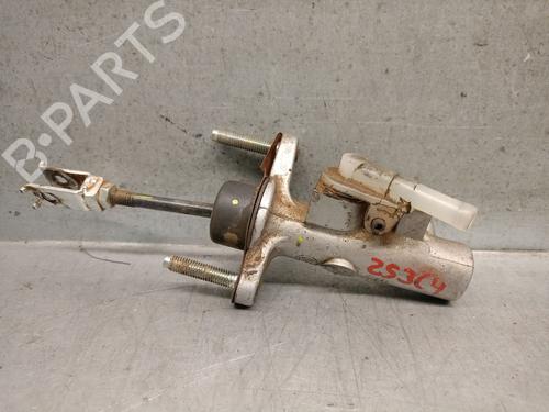 Used Clutch slave cylinder Clutch slave cylinder TOYOTA HILUX VII Pickup (_N1_, _N2_, _N3_) 2.5 D-4D 4WD (KUN25) (144 hp) 34704983 34704983