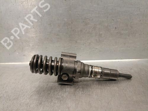 Injector VW TOURAN (1T1, 1T2) 2.0 TDI | BP25746084M100 