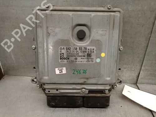 Used Engine control unit (ECU) MERCEDES-BENZ M-CLASS (W164) ML 320 CDI 4-matic (164.122) (224 hp) 32760399
