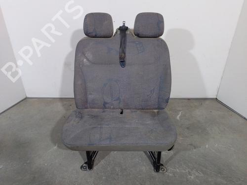 Used Right front seat RENAULT TRAFIC II Van (FL) 2.5 dCi 135 (FL0D) (135 hp) 16440997