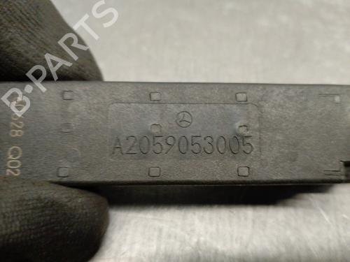 Antenna/Base MERCEDES-BENZ GLA-CLASS (X156) GLA 220 CDI (156.903) | BP18119294C140 