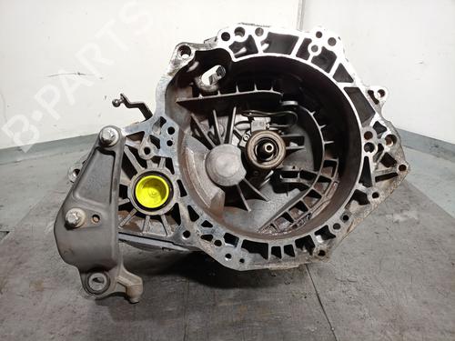 Used Gearbox Gearbox OPEL CORSA E (X15) 1.3 CDTI (08, 68) (75 hp) 33795631 33795631