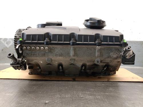 Used Cylinder head Cylinder head 39407603 39407603