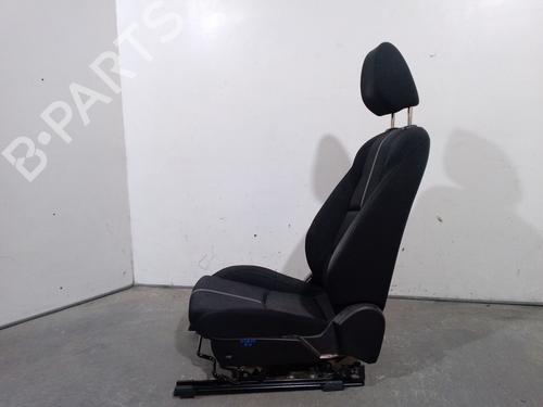 Right front seat MAZDA 3 (BL) 2.2 MZR CD (BL10) | BP29946707C16