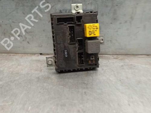 Used Fuse box FIAT PUNTO (176_) 55 1.1 (54 hp) 6990161