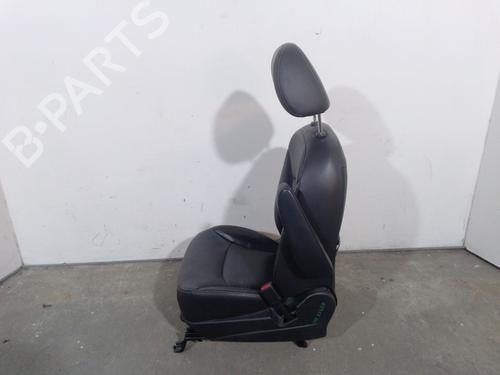 Right front seat MITSUBISHI GRANDIS (NA_W) 2.0 DI-D (NA8W) | BP28209646C16 