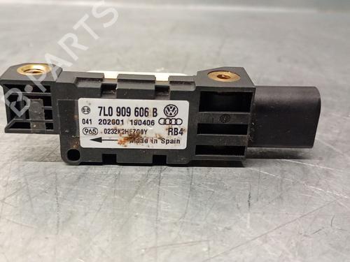 Used Electronic module PORSCHE CAYENNE (9PA) 3.2 (250 hp) 28088440