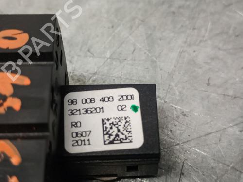 Switch CITROËN DS5 2.0 HDi 200 Hybrid4 All-wheel Drive | BP27997897I30 