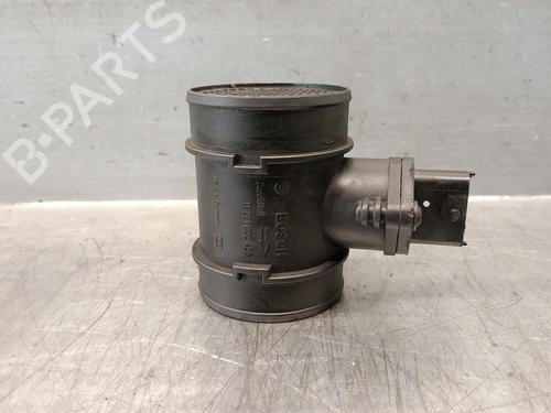 Used Mass air flow sensor OPEL VECTRA B Hatchback (J96) [1995-2003]  29449839