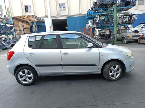 Headlight switch SKODA FABIA II (542) 1.6 TDI | BP38560166I24 - Image 11