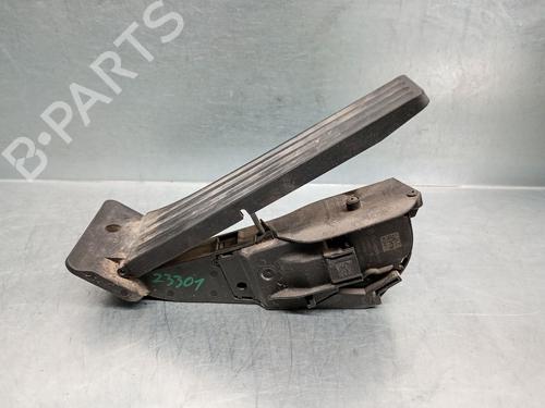 Used Pedal BMW X1 (F48) sDrive 18 d (150 hp) 27919987