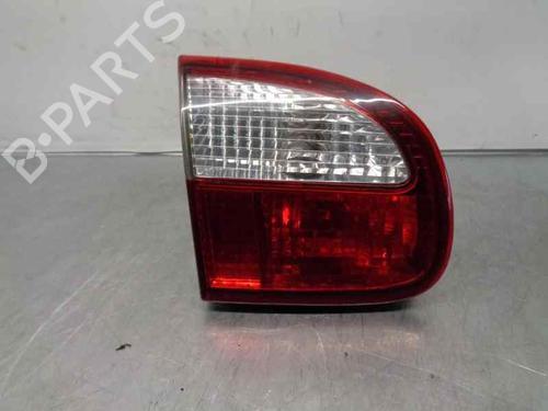 Used Left tailgate light Left tailgate light 6166072 6166072